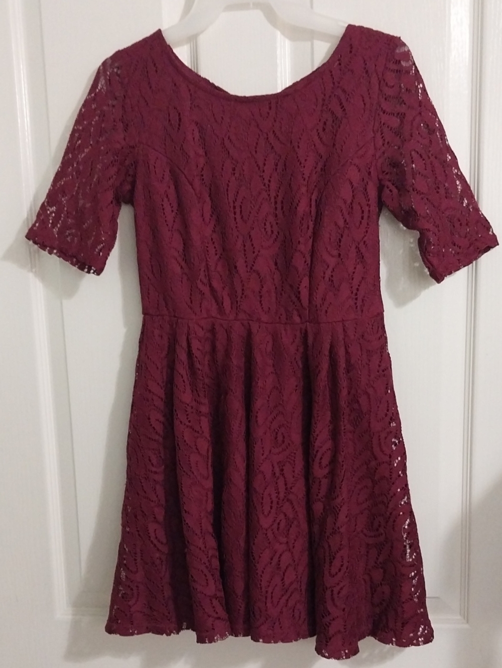 Iz Byer Small Wine Lace Circle Swing Dress Sz. Junior 3/5